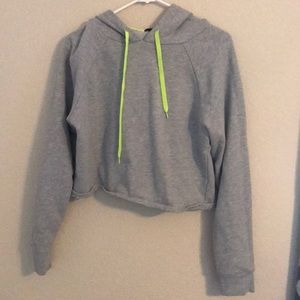 Cropped hoodie